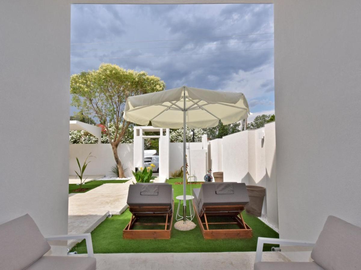4 Elements Seaside Luxury Suites By Rentalspro Services Nea Moudania Halkidiki 外观 照片