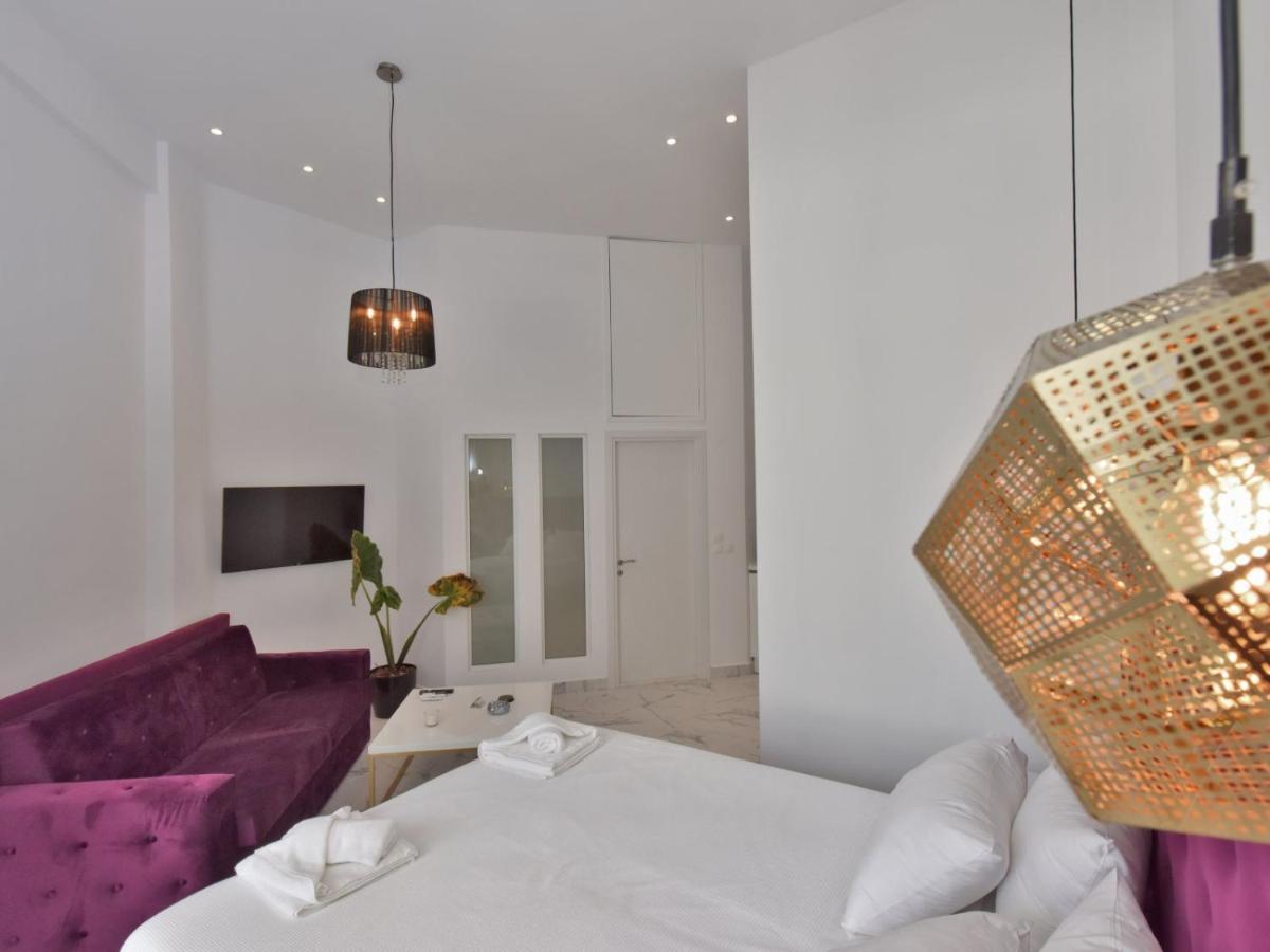 4 Elements Seaside Luxury Suites By Rentalspro Services Nea Moudania Halkidiki 外观 照片