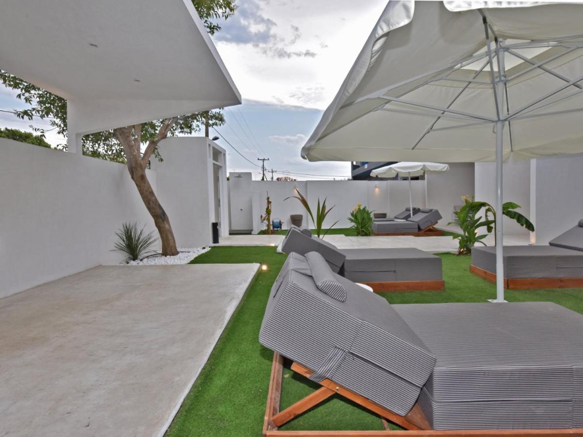 4 Elements Seaside Luxury Suites By Rentalspro Services Nea Moudania Halkidiki 外观 照片