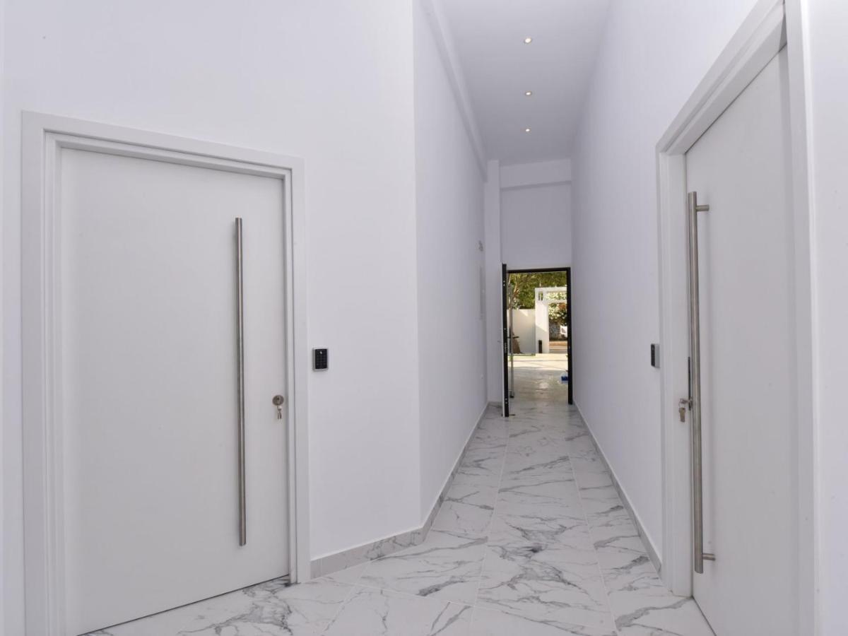 4 Elements Seaside Luxury Suites By Rentalspro Services Nea Moudania Halkidiki 外观 照片