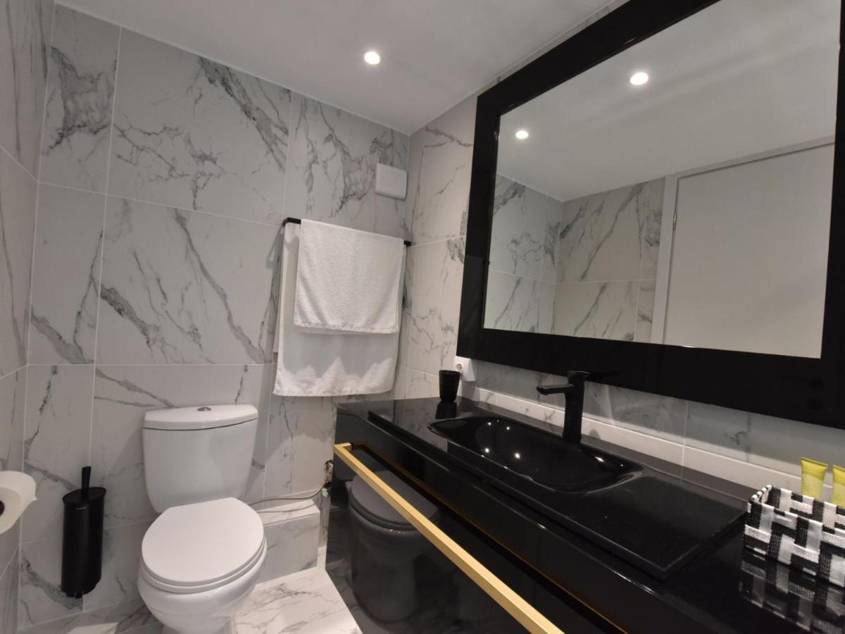 4 Elements Seaside Luxury Suites By Rentalspro Services Nea Moudania Halkidiki 外观 照片